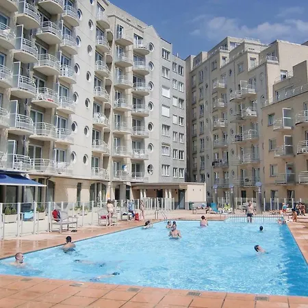公寓 Residentie Zeezicht Ref 28 奥斯滕德
